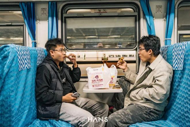 验！坐绿皮火车过武汉长江大桥AG真人游戏第一品牌限时体(图20)