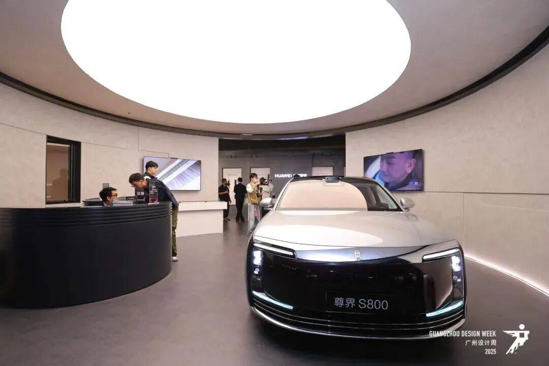 长队一边“老玩家”退场家居业在玩什么新游戏？AG真人2025广州设计周的冰与火：一边排(图10)